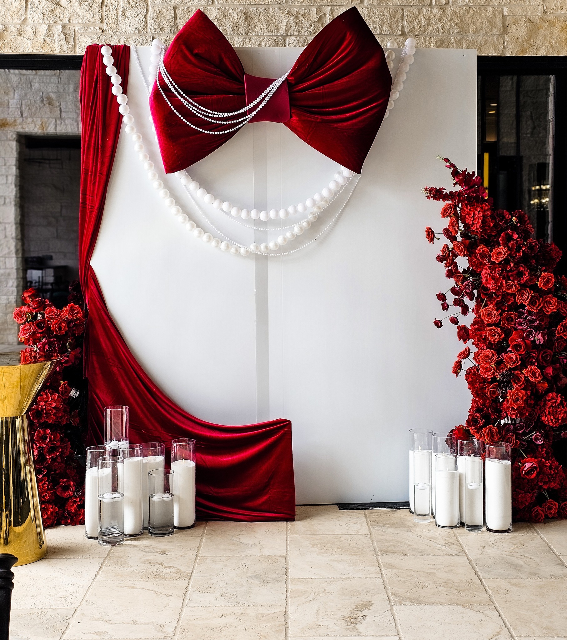 Modern Celebration Details by Gigi Backdrops